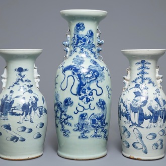 Drie Chinese vazen met blauwwit decor op celadon fondkleur, 19e eeuw