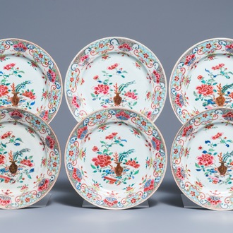 Six Chinese famille rose plates with flowers and antiquities, Qianlong