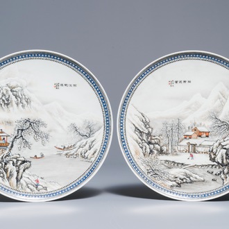 Een paar Chinese polychrome schotels met winterlandschapsdecor, Republiek, 20e eeuw