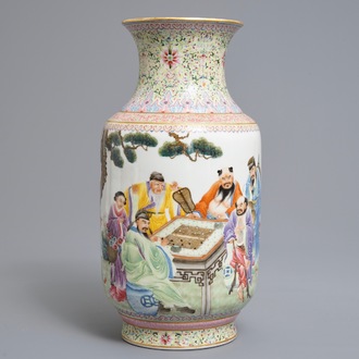 A Chinese famille rose lantern vase with go players, Qianlong mark, Republic, 20th C.