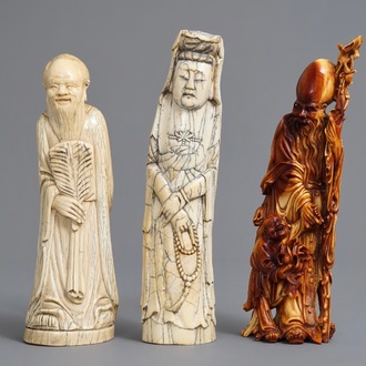 Trois figures d'immortels en ivoire sculpté, Chine, vers 1900