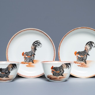 A pair of fine Chinese cups and saucers with roosters and chickens, Qianlong