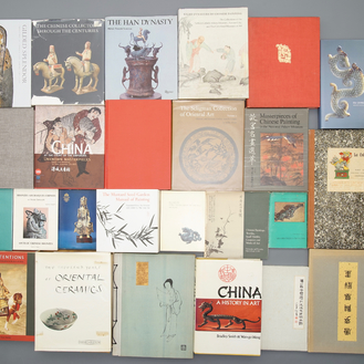 63 livres sur les arts d'Asie, principalement Chine et Corée, incl. quelques oeuvres rares