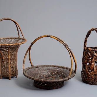 Three signed Japanese woven bamboo ikebana baskets, Meiji/Showa, 19/20th C.