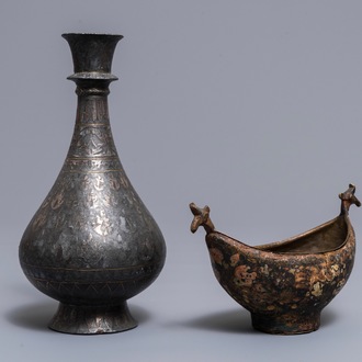 A lacquered brass 'kashkul' begging cup, Iran, and a bidriware vase, India, 18/19th C.