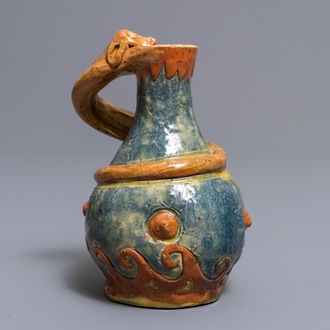 Un vase Art Nouveau en poterie flamande à décor d'un dragon, Leo Maes Vereenoghe, Torhout, 1891-1909