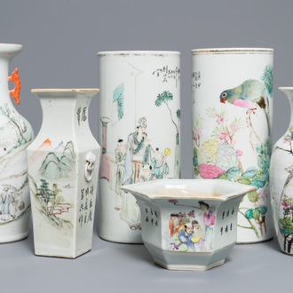 Un lot de six vases en porcelaine de Chine qianjiang cai, 19/20ème