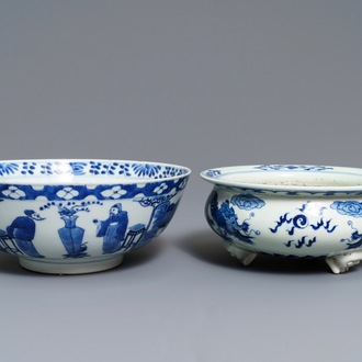 A Chinese blue and white bowl and a 'dragon' incense burner, 19th C.