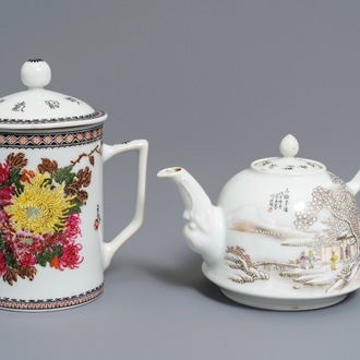 Une théière à décor d'un paysage hivernale et une chôpe couverte en porcelaine de Chine, 20ème