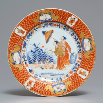 Een Chinees Imari-stijl bord naar Cornelis Pronk, "De parasoldames", Qianlong, ca. 1736-1738