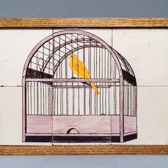 Un panneau de carreaux en faïence de Delft polychrome à décor d'un cage à oiseaux, 18ème