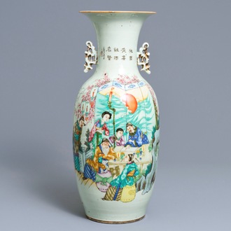 A Chinese famille rose two-sided design vase, 19/20th C.