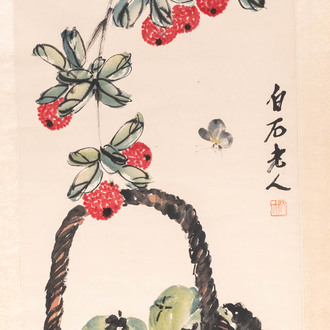 Ecole chinoise, encre et aquarel sur papier, 20ème: 'Des litchis et un panier de fruits'