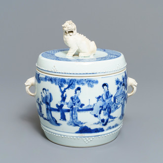 A Chinese blue and white covered bowl with ladies in a garden, Kangxi