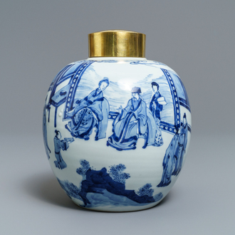 Een Chinese blauw-witte gemberpot met verguld deksel, Jiajing merk, Kangxi