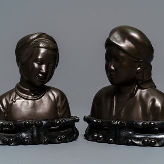 A pair of Chinese bronze 'Cultural Revolution' busts, 3rd quarter of the 20th C.