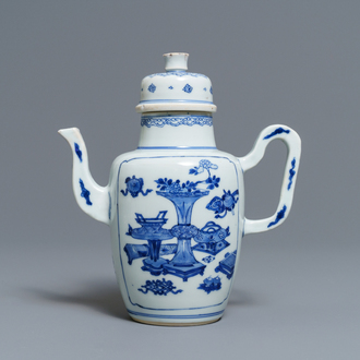 A Chinese blue and white wine jug and cover with antiquities, Kangxi