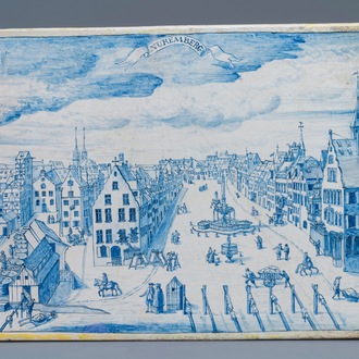 Een rechthoekige blauw-witte Delftse plaquette met zicht op Neurenberg, 18e eeuw