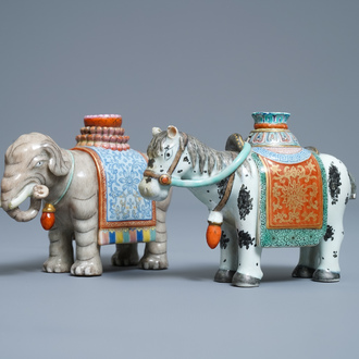 Deux modèles d'un éléphant et d'un cheval en porcelaine de Chine famille rose, Qianlong