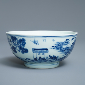 Un bol en porcelaine de Chine bleu et blanc à décor d'un poême, Kangxi/Yongzheng