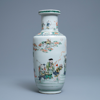 Een Chinese famille verte rouleau vaas met onsterfelijken, Kangxi