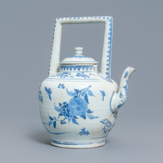 A large Chinese blue and white 'insects and flower sprigs' teapot and cover, Hatcher cargo shipwreck, Transitional period