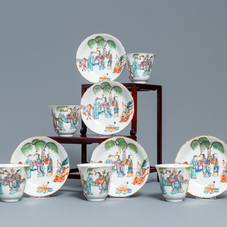 Cinq tasses et soucoupes en porcelaine de Chine famille rose, marque et époque de Tongzhi