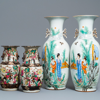Two pairs of Chinese famille rose vases, 19/20th C.