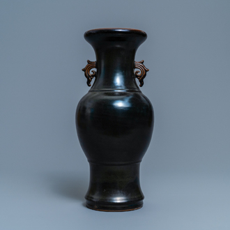 A Chinese monochrome teadust vase, Yongzheng mark, 19th C.