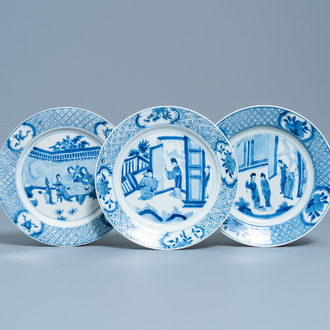 Drie Chinese blauw-witte borden, Chenghua merken, Kangxi