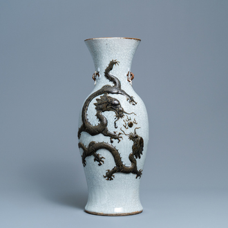 A Chinese Nanking crackle-glazed dragon vase, 19th C.