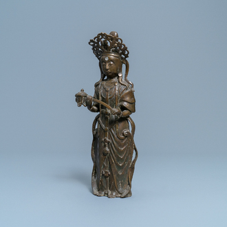 Une figure d'Avalokitesvara en bronze, Japon, Edo/Meiji, 19ème