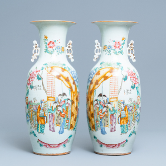 A pair of Chinese famille rose vases, 19/20th C.