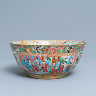Un bol en porcelaine de Chine famille rose de Canton, 19ème