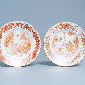Deux assiettes en porcelaine de Chine en rouge de fer et doré à décor du 'baptême', Kangxi