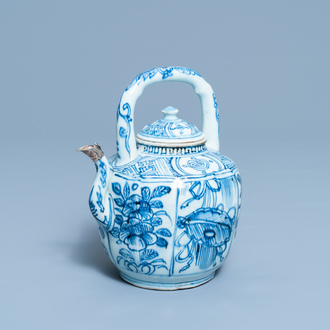 A Chinese blue and white wine ewer and cover, Wanli