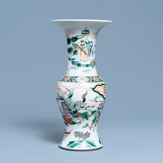 A Chinese famille verte yenyen vase with a soldier scene, 19th C.