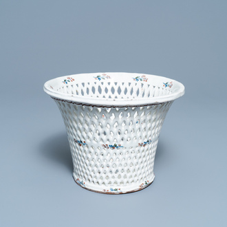 A large Brussels faience reticulated basket with 'à la haie fleurie' design, 18th C.
