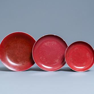 Three Chinese monochrome copper- and ruby-red plates, Qianlong and later