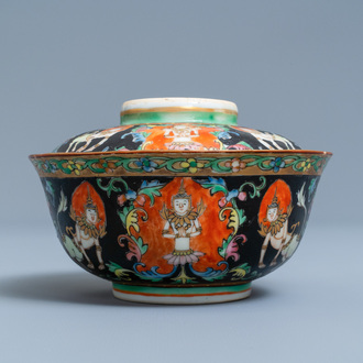 A Chinese Thai market Bencharong bowl and cover, 19th C.