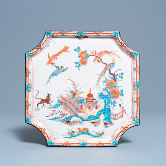 Een Delftse doré Kakiemon-stijl plaquette, 18e eeuw