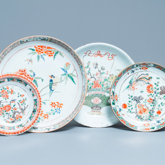 Quatre plats en porcelaine de Chine famille verte, Kangxi