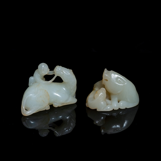 Deux groupes en jade sculpté aux sujets animaliers, Qing