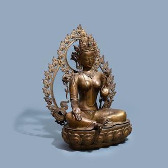 Une très grande figure de la Tara Blanche en bronze, Népal, 19ème