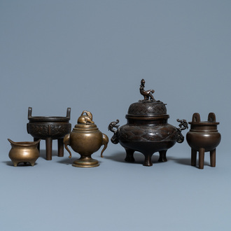 Cinq brûle-parfums en bronze, Chine, Qing