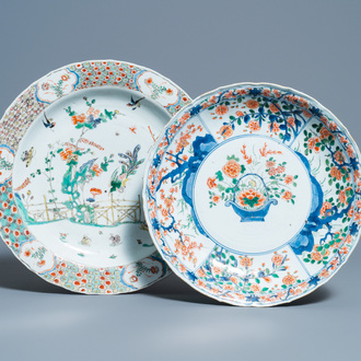 Deux plats en porcelaine de Chine famille verte, Kangxi