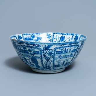 A large Chinese blue and white kraak porcelain bowl, Wanli