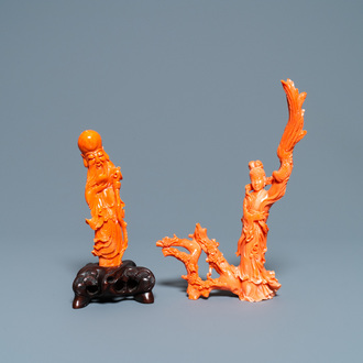 Two Chinese carved red coral figures, 19/20th C.