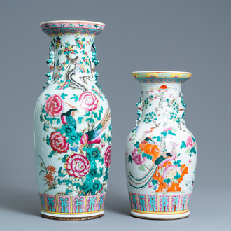 Deux vases en porcelaine de Chine famille rose, 19ème