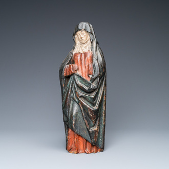 Une statue de la Vierge de Calvaire en chêne sculpté et polychromé, vers 1500